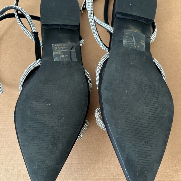 Billini Lainie Crystal Bow Flat - Picture 5 of 6